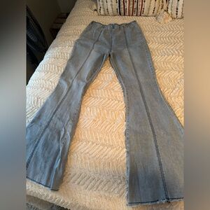 No boundaries size large flare pants